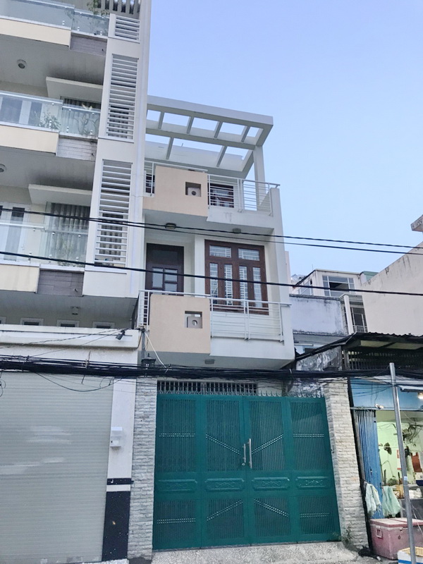 Bán nhà phố 2 lầu mặt tiền đường Số 39, Phường Tân Quy, Quận 7