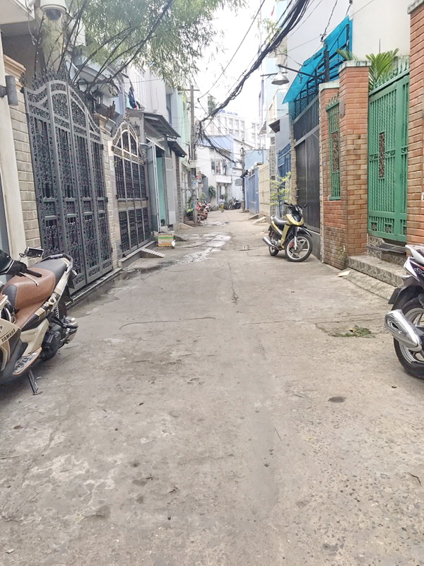 Bán dãy nhà trọ hẻm đường Phú Thuận, Quận 7