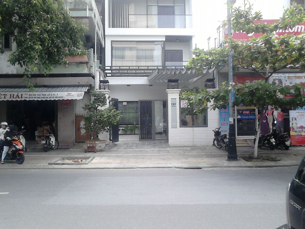 Bán nhà 44 Bùi Thị Xuân, P. Bến Thành, 5mx18m, 3 lầu mới, 22 tỷ