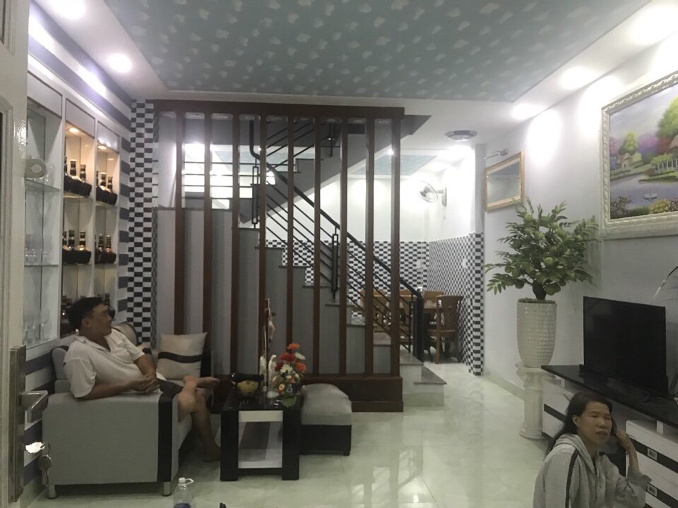 Bán nhà hẻm 23, đường Số 21, Phường 8, Quận Gò Vấp, 4 x 10m, 1 trệt 1 lầu, giá 2,75 tỷ
