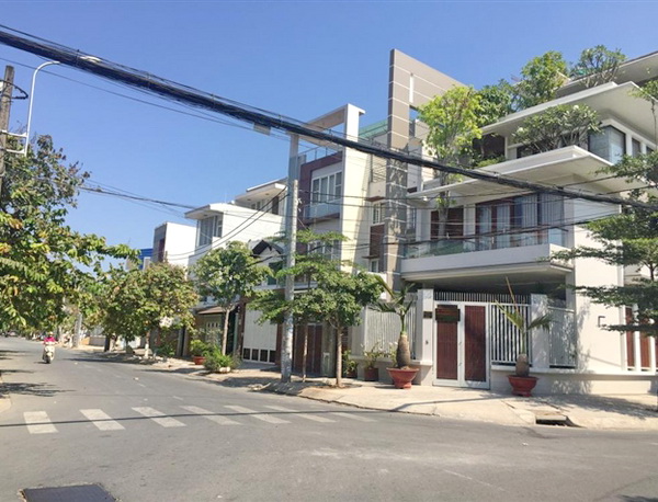 Bán gấp nhà cấp 4 Quận 7 đường 73 khu Tân Quy Đông P.Tân Phong 