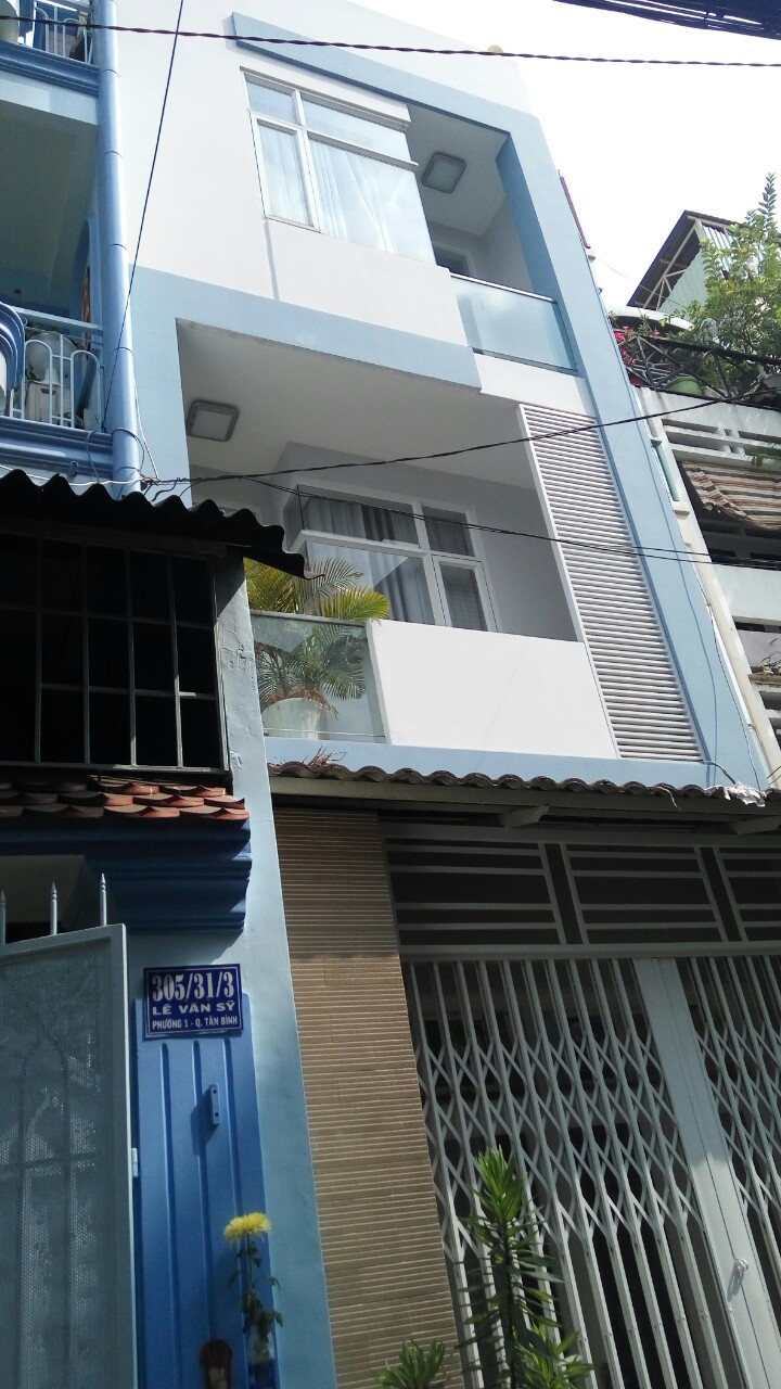 Bán nhà riêng tại Lê Văn Sĩ , hxh , 4 x 11 , giá rẻ chỉ 5 tỷ 7