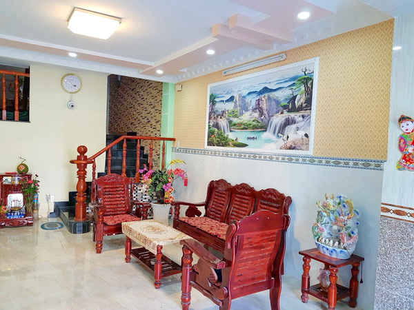 Bán nhà 2 lầu mặt tiền hẻm đường Nguyễn Văn Quỳ, phường Phú Thuận, Quận 7