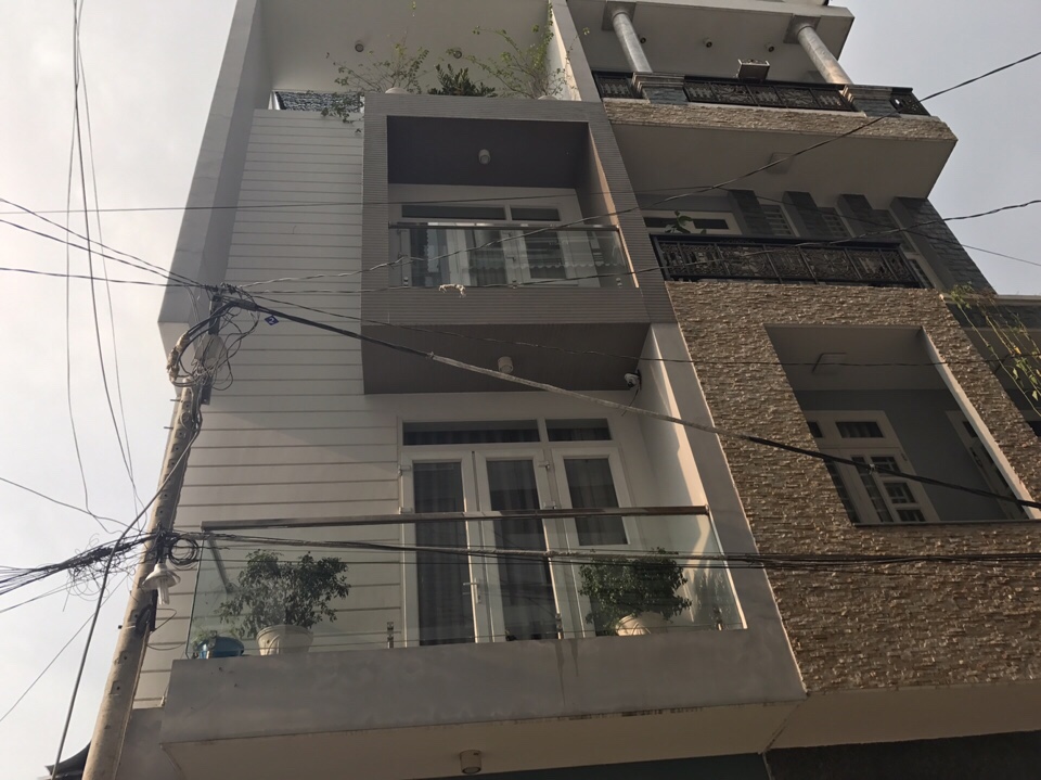 Cần bán gấp nhà phố 2 mặt tiền đường Nguyễn Phúc Chu, P15, Q. Tân Bình, DT 4,5mx12m