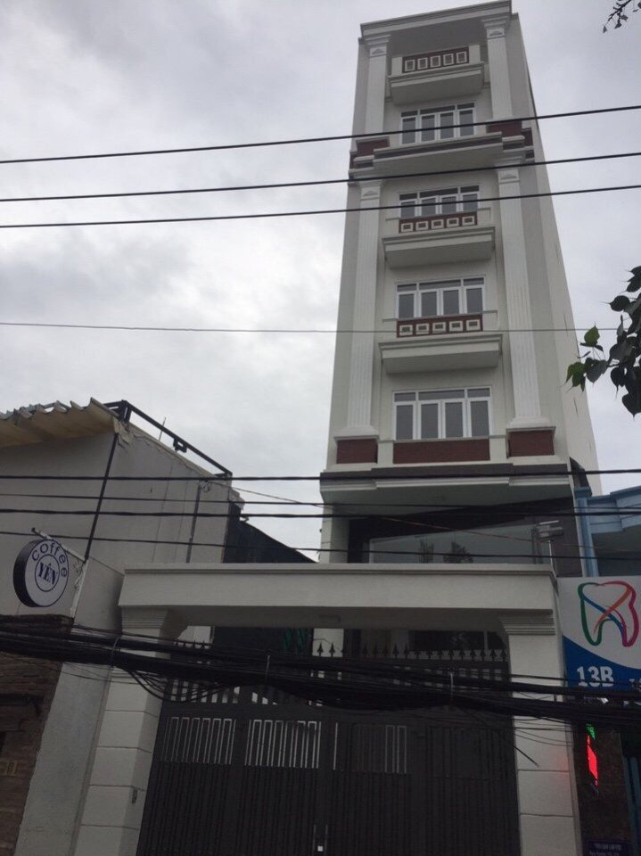 Bán khách sạn khu phố Bùi Viện, P. Phạm Ngũ Lão, Q1, DT: 65.6m2, 5 tầng, 0914468593
