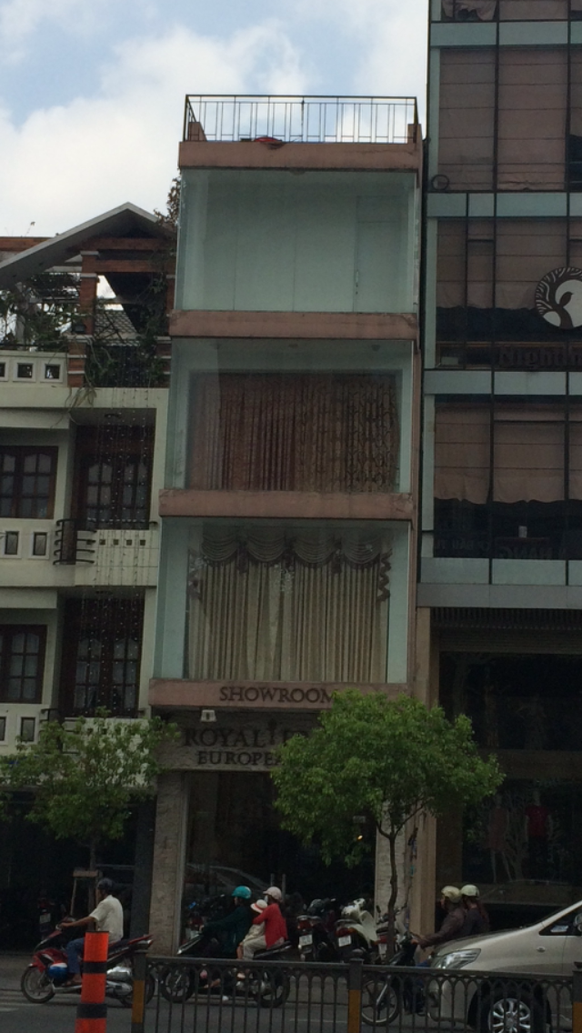Bán nhà hẻm 7m Trần Phú, P4, Q5, 4 tầng + st, giá chỉ ,8 tỷ
