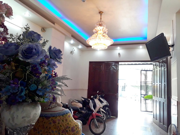 Bán khách sạn mặt tiền Quận 4 đường Nguyễn Tất Thành Phường 13