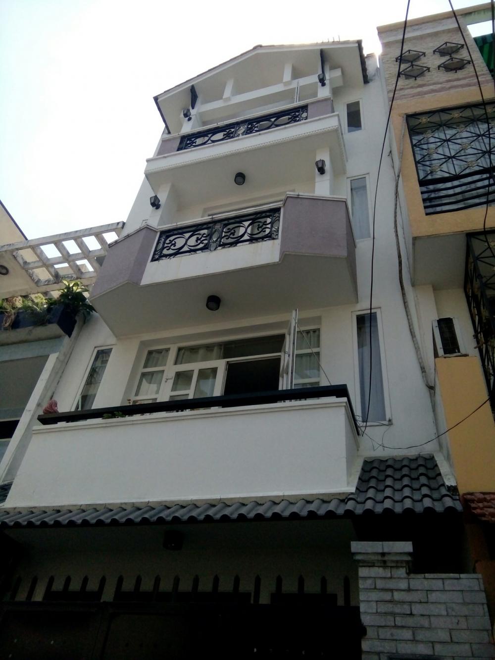Bán nhà hot Hai Bà Trưng, phường Đa Kao, quận 1. DT 4x15m, giá 9 tỷ