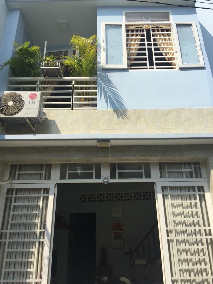 Bán nhà đường  Phạm Hữu Lầu, Phú Mỹ, Quận 7