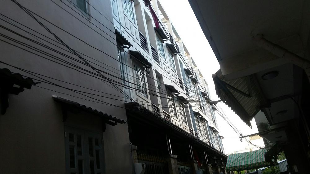 Bán nhà hẻm Bến Phú Định, p.16, quận 8, sổ hồng riêng công chứng, diện tích 3,3x12m