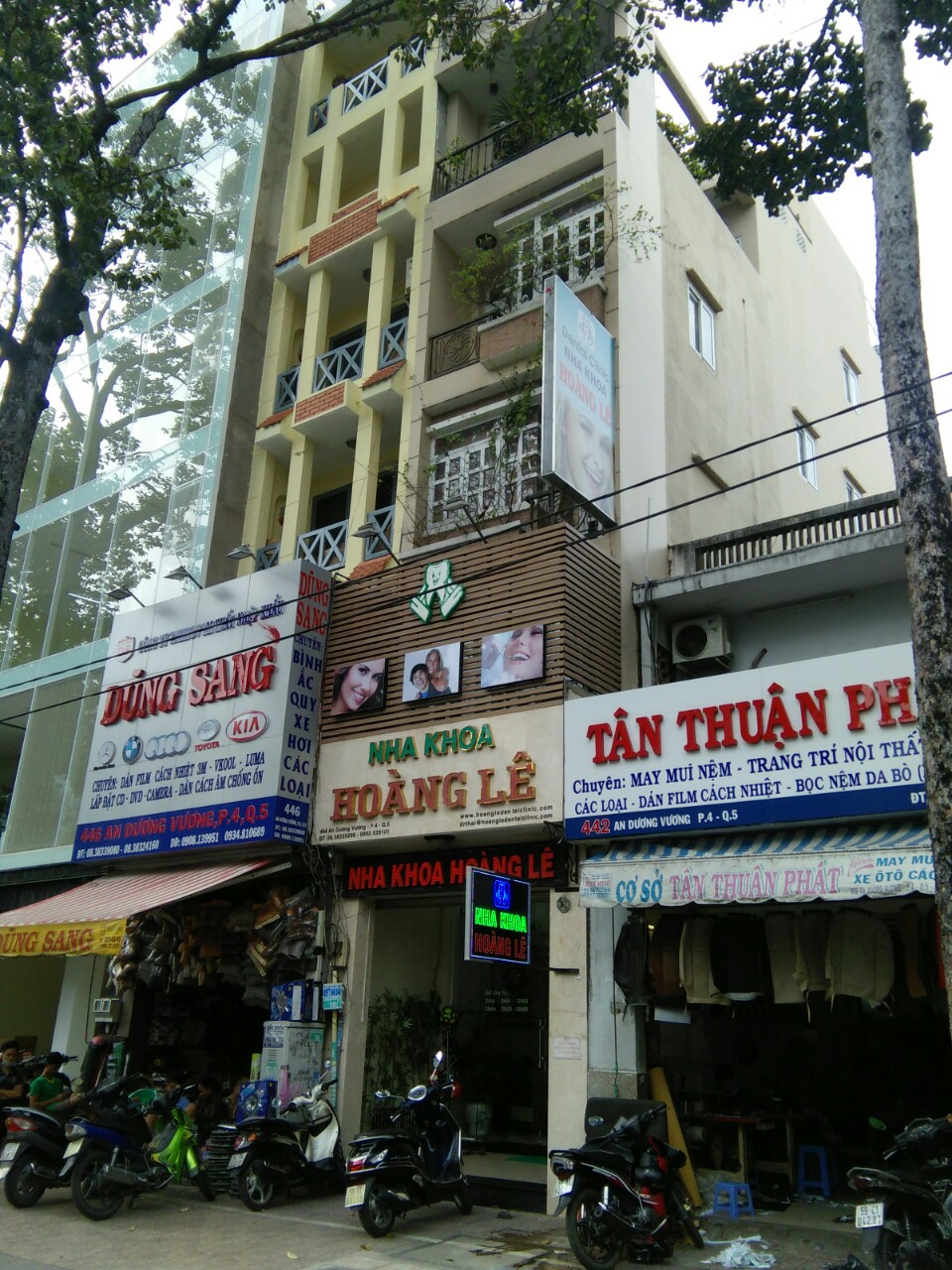 Bán nhà mặt tiền Nguyễn Trãi, Quận 5 đoạn kinh doanh thời trang Shop Sóng Nhạc.