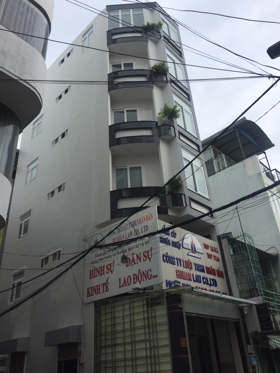 Nhà góc 2 mặt tiền Nguyễn Thị Minh Khai, Quận 3, 4.2x21m, 3 lầu giá 30 tỷ- 0914468593