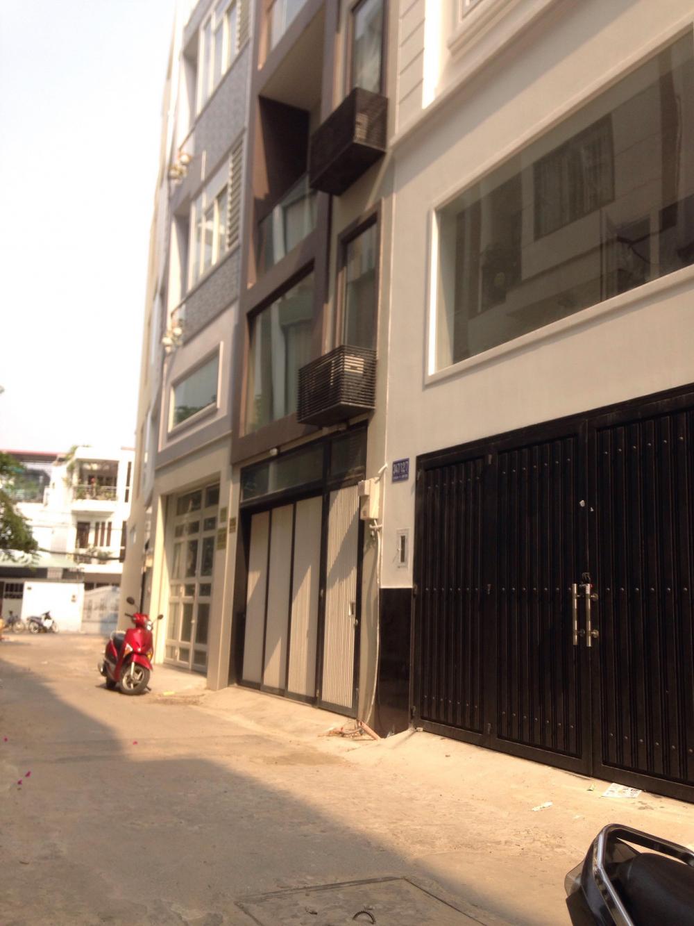 Cần Bán Gấp Nhà Hẻm Đẹp 1 trệt 3 Lầu , Sân Thượng  Chu Văn An, Q Bình Thạnh