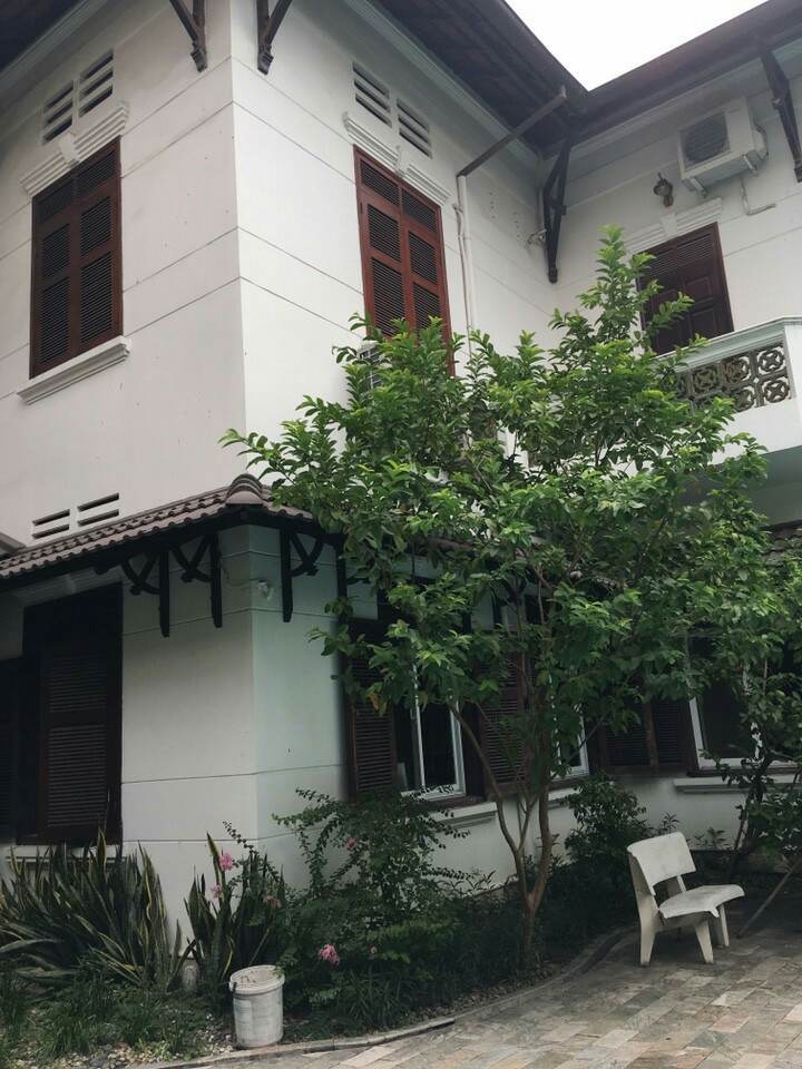 Bán nhà biệt thự, liền kề tại đường D64, Phường Thảo Điền, Quận 2, Tp.HCM. DT 150m2, giá 16 tỷ