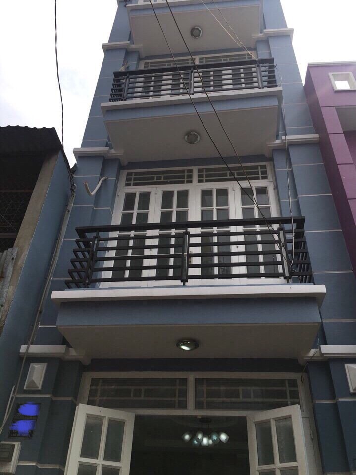 Chủ nhà cần bán gấp nhà hẻm 5m thông đường Trần Văn Cẩn, DT 4x11.5m, 2 lầu nhà đẹp, giá 4 tỷ