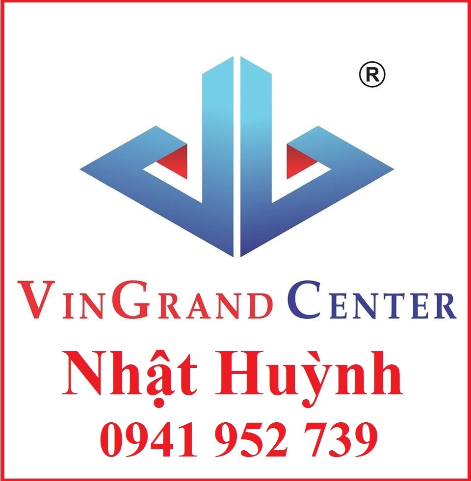 Bán khách sạn MT Trần Thiện Chánh, p12, q10, 4 lầu, thang máy, giá 19.5 tỷ