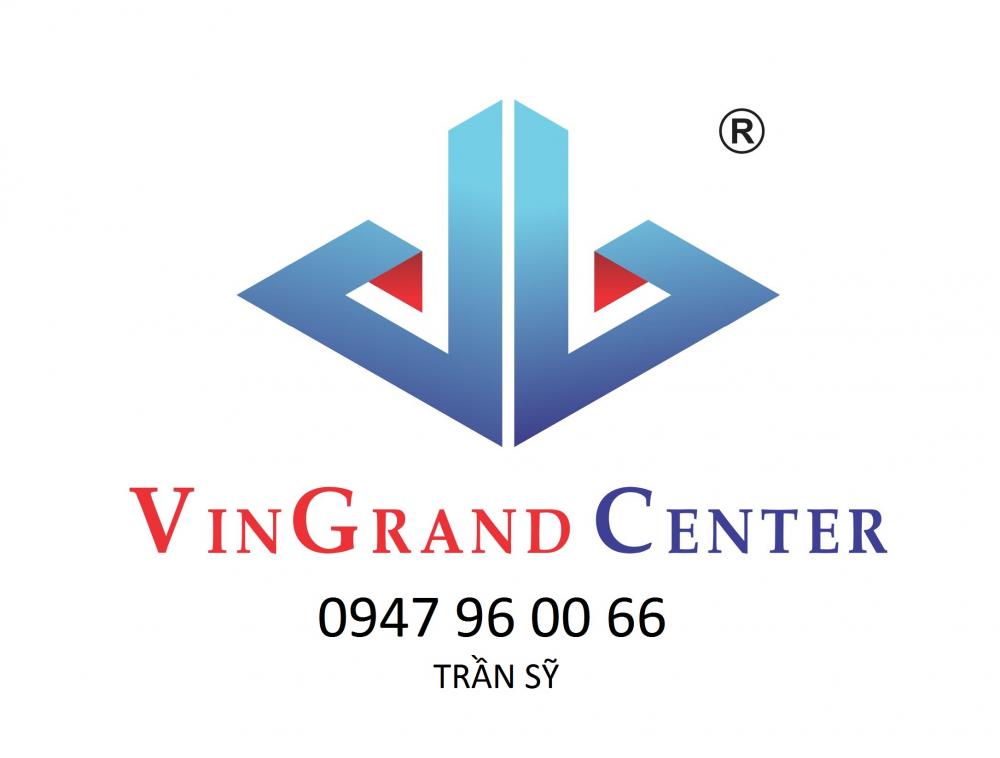 Bán biệt thư Vip 284 Nguyễn Trọng Tuyển 8 x 20 nhà 3 lầu tuyệt đẹp