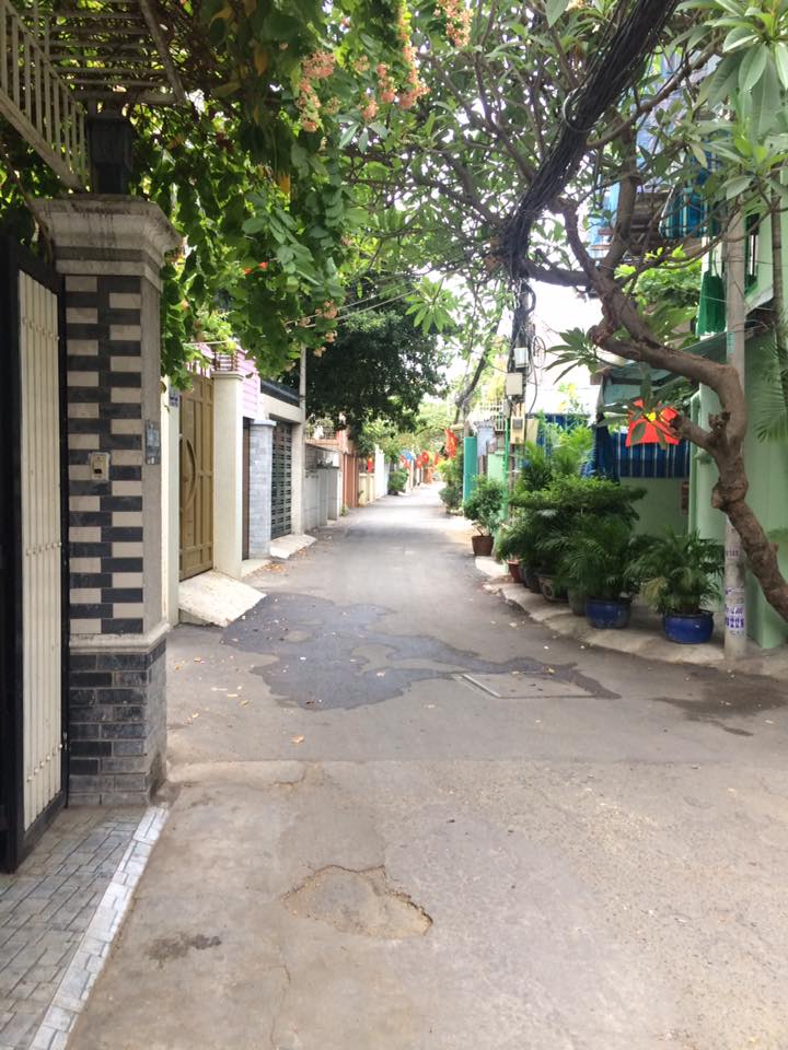 Chính chủ bán gấp nhà HXH Lê Quang Định