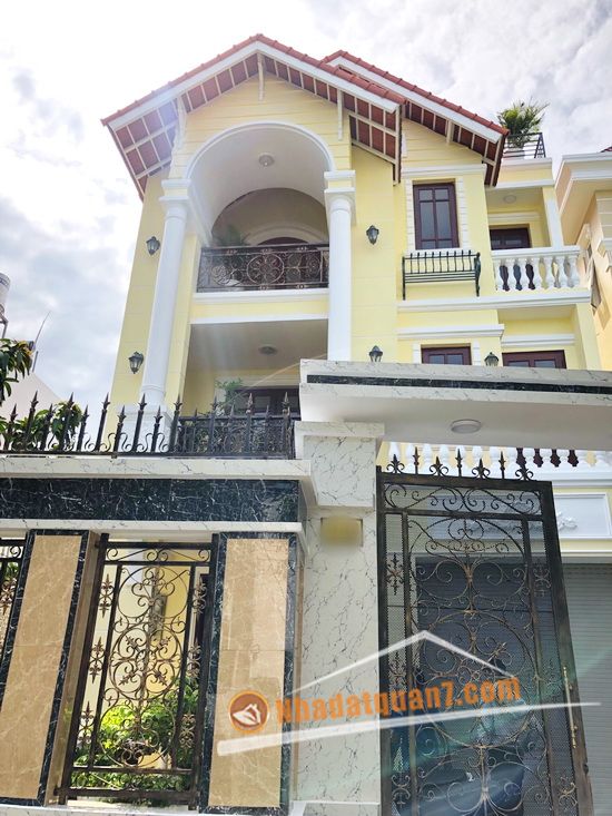 Cần bán biệt thự tuyệt đẹp khu Nam Long Phú Thuận, Quận 7