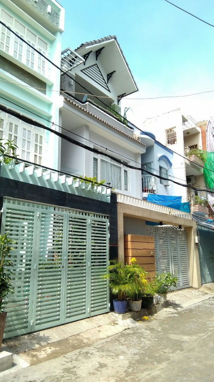 Cần bán gấp villa mini siêu đẹp Bùi Đình Túy, hẻm xe hơi 7 chỗ vào tận nhà, 0938724140