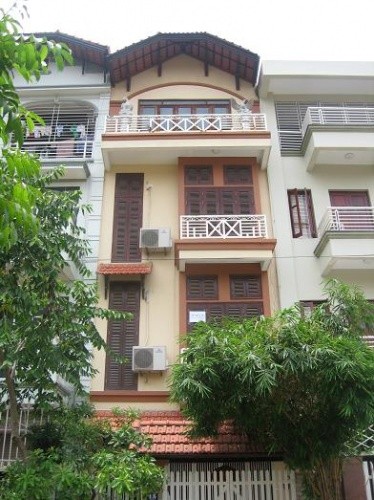 Nhà hẻm vip Bùi Viện, 3.3x10m, 2 lầu, giá chỉ  6. tỷ khu phố đi bộ bùi viện cực víp