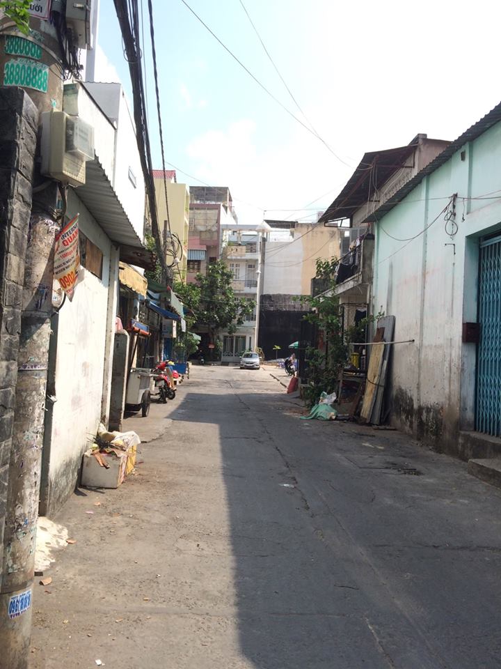 Bán nhà cấp 4 hẻm 58/2 Thạch Lam,4.5x11.8m Giá 4.3 tỷ ( thương lượng )