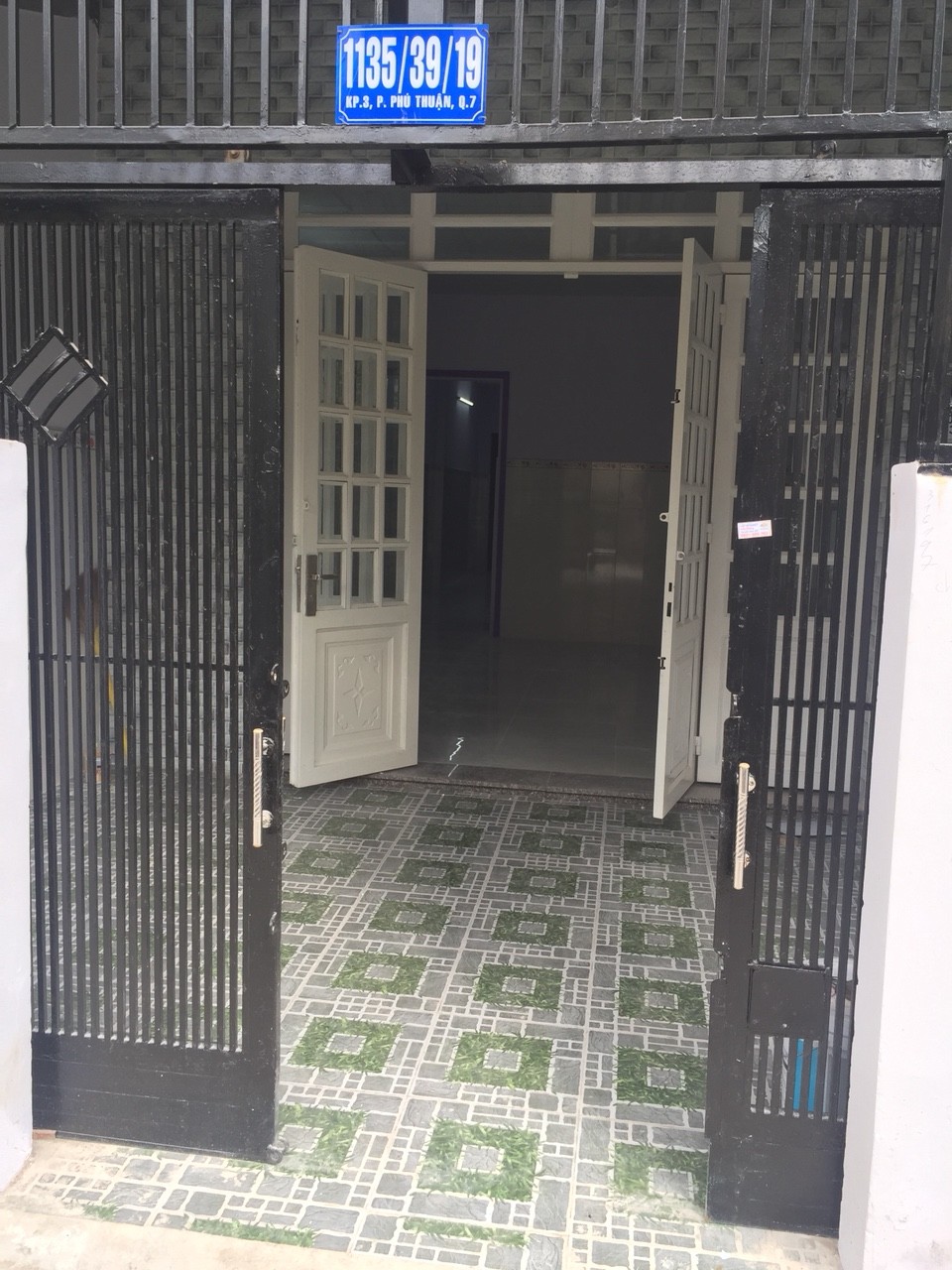 Bán nhà mới xây 90m² hẻm 1135 Huỳnh Tấn Phát, Q7