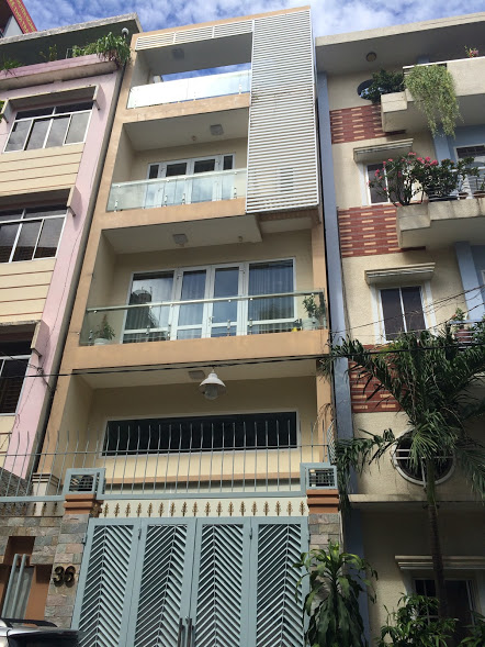 Định cư cần bán gấp nhà HXH Nguyễn Kiệm, khu VIP, 6x17.5m, 4 lầu đẹp, 10.2 tỷ TL