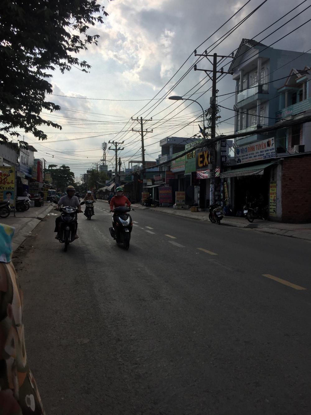Bán nhà mặt phố tại Đường Nguyễn Ảnh Thủ, Phường Hiệp Thành, Quận 12, Tp.HCM diện tích 90m2  giá 10.2 Tỷ
