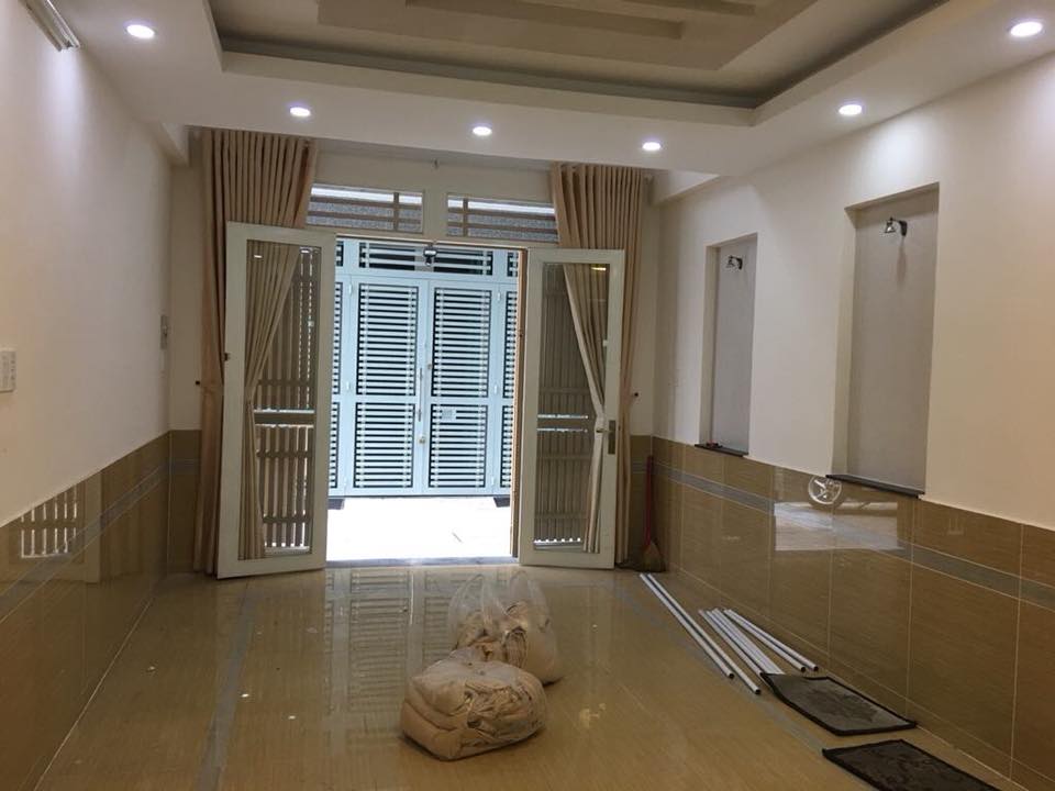 Nhà mới đẹp Q. Phú Nhuận đường Nguyễn Kiệm 42m2, 4 lầu, chỉ 5.7 tỷ 
