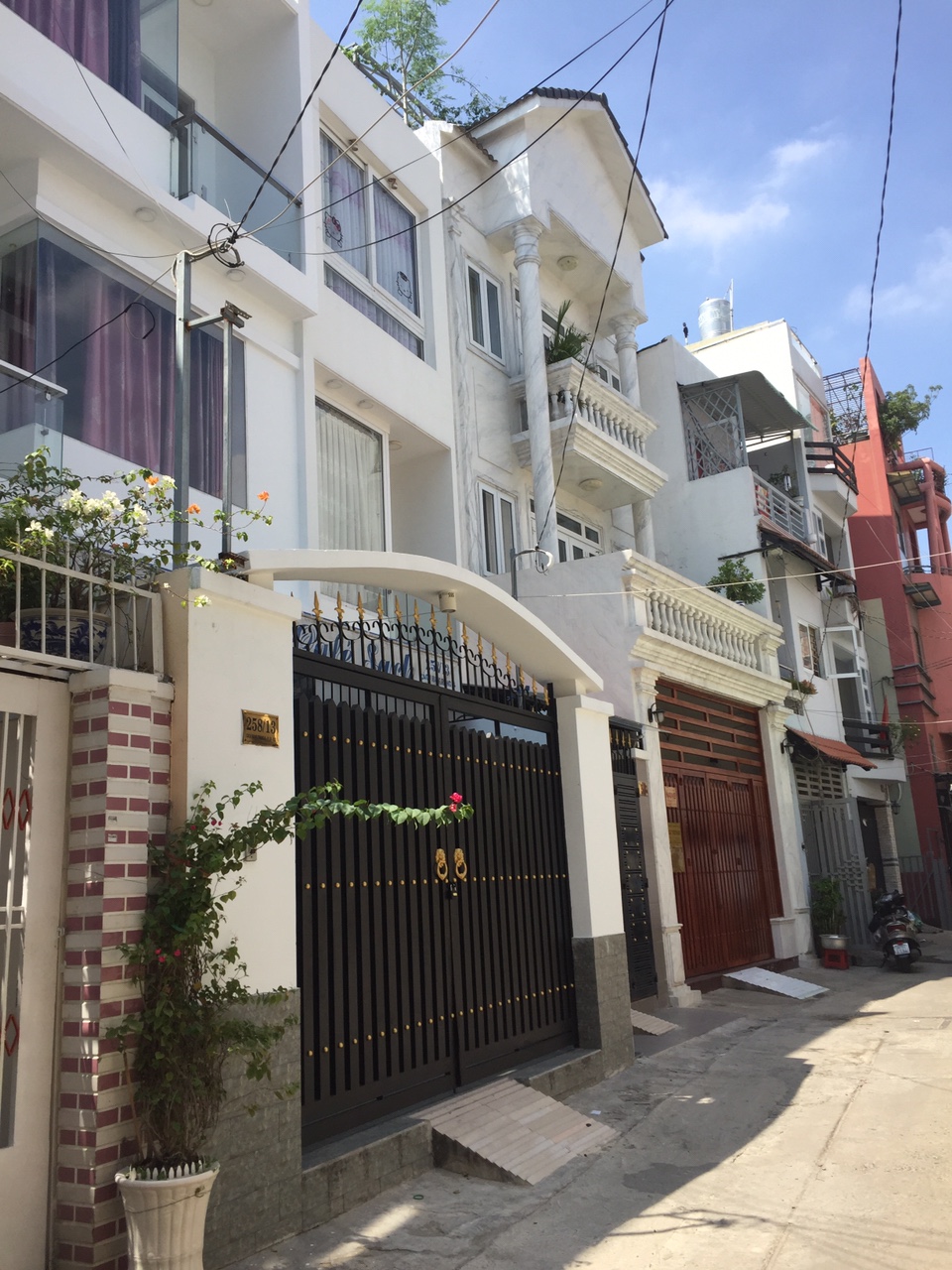 Bán nhà HXH quay đầu đường Nguyễn Tri Phương Giá chỉ 10,9 TỶ