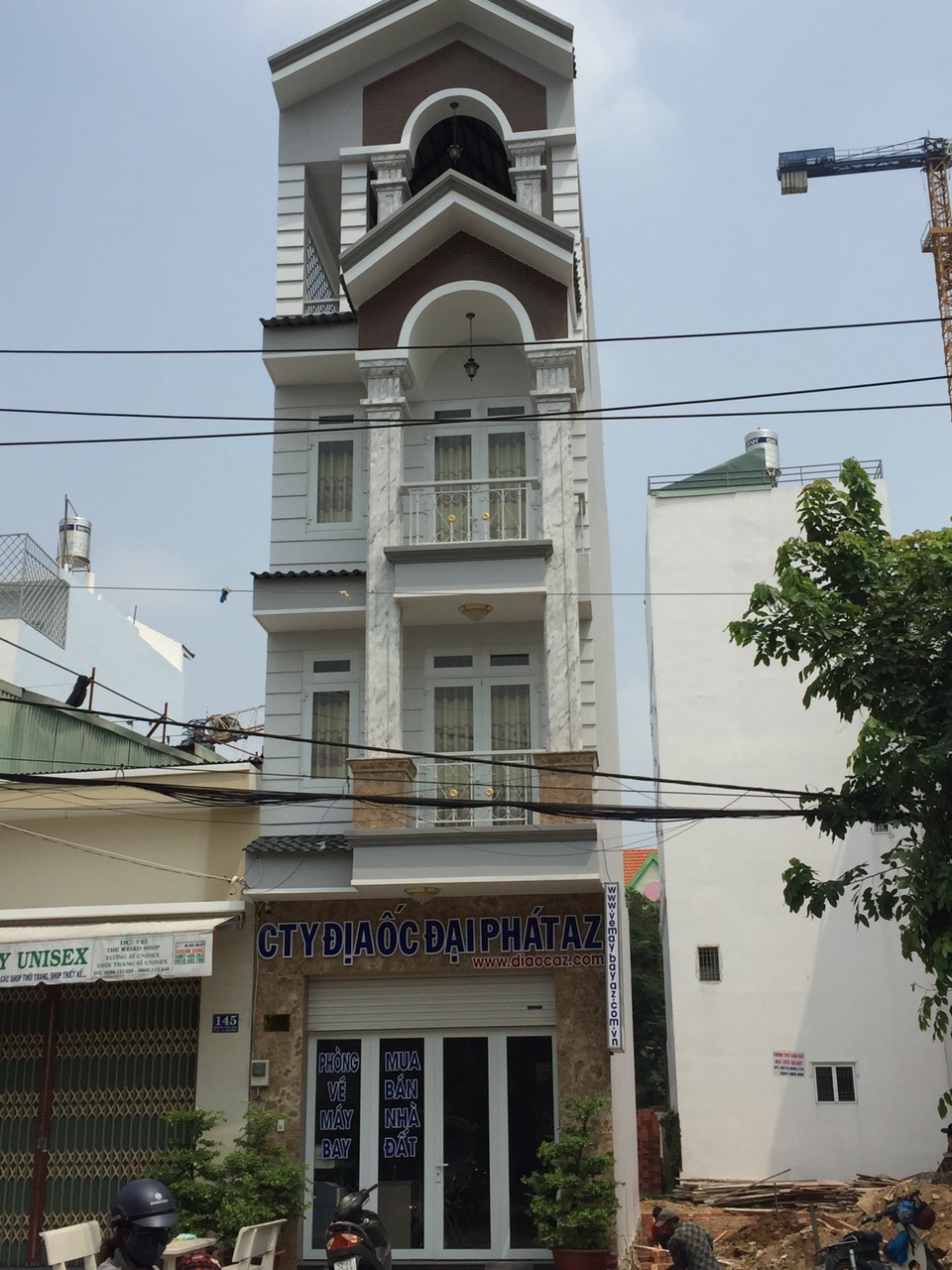 Bán nhà MT đường Nguyễn Phúc Chu, số 145A vị trí ngay ngã ba phường 15, quận Tân Bình, DT: 4m x 21m