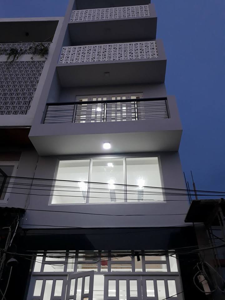 Bán nhà riêng tại Đường Phạm Văn Đồng, Phường 19, Bình Thạnh, Tp.HCM diện tích 36m2  giá 4.4 Tỷ