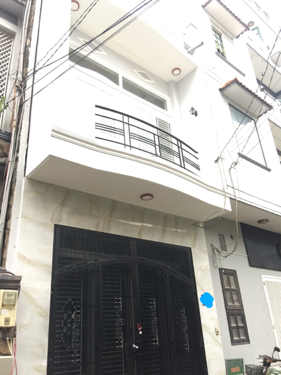 Bán nhà mới đẹp đường nhựa 6m 1 trệt 1 lầu diện tich 4x12m đường Phan Văn Trị,Bình Thạnh.