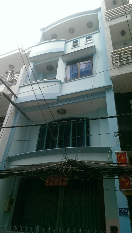 Cần bán gấp nhà mặt tiền đường Nguyễn Biểu Q5