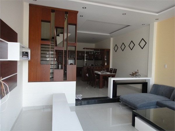 Bán nhà hẻm 6m đường Lê Đình Cẩn, DT: 4x16m, giá 4.2 tỷ
