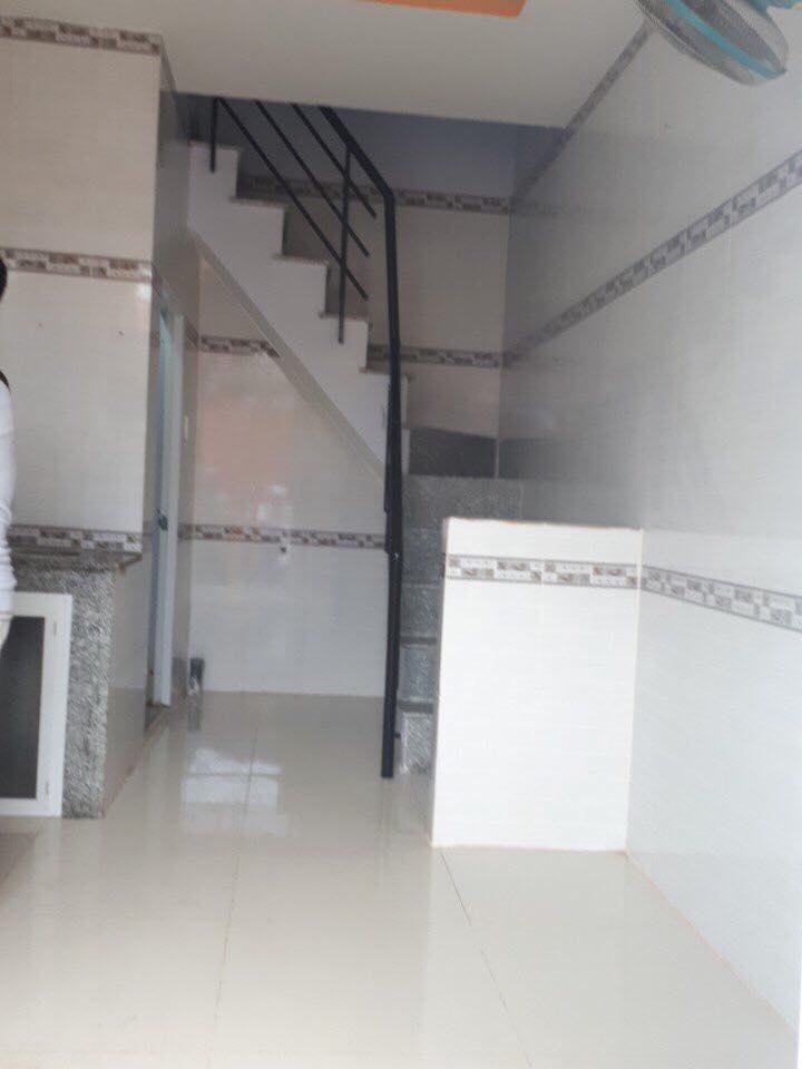 Bán nhà mới đẹp hẻm 2144 Huỳnh Tấn Phát, Nhà Bè, Dt 3x6,5m, 3 lầu. Giá 1,08 tỷ