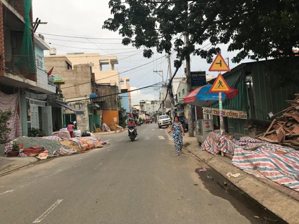 Bán nhà hẻm 23/ Đường Nguyễn Hữu Tiến, Diện Tích 5x21,5m, Cấp 4 ,Giá 7 tỷ