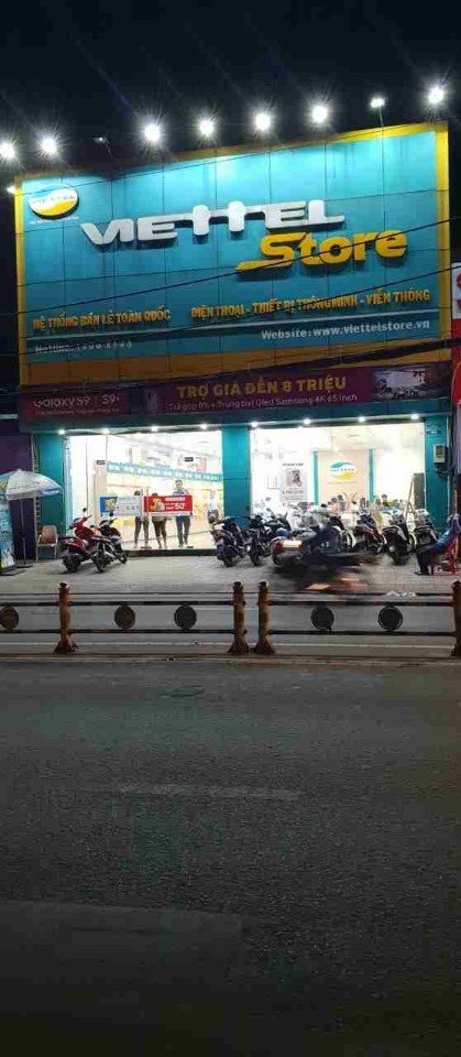 Cần bán nhanh nhà mặt tiền Nguyễn Thị Thập, Quận 7, Dt 10x27m. Giá 65 tỷ