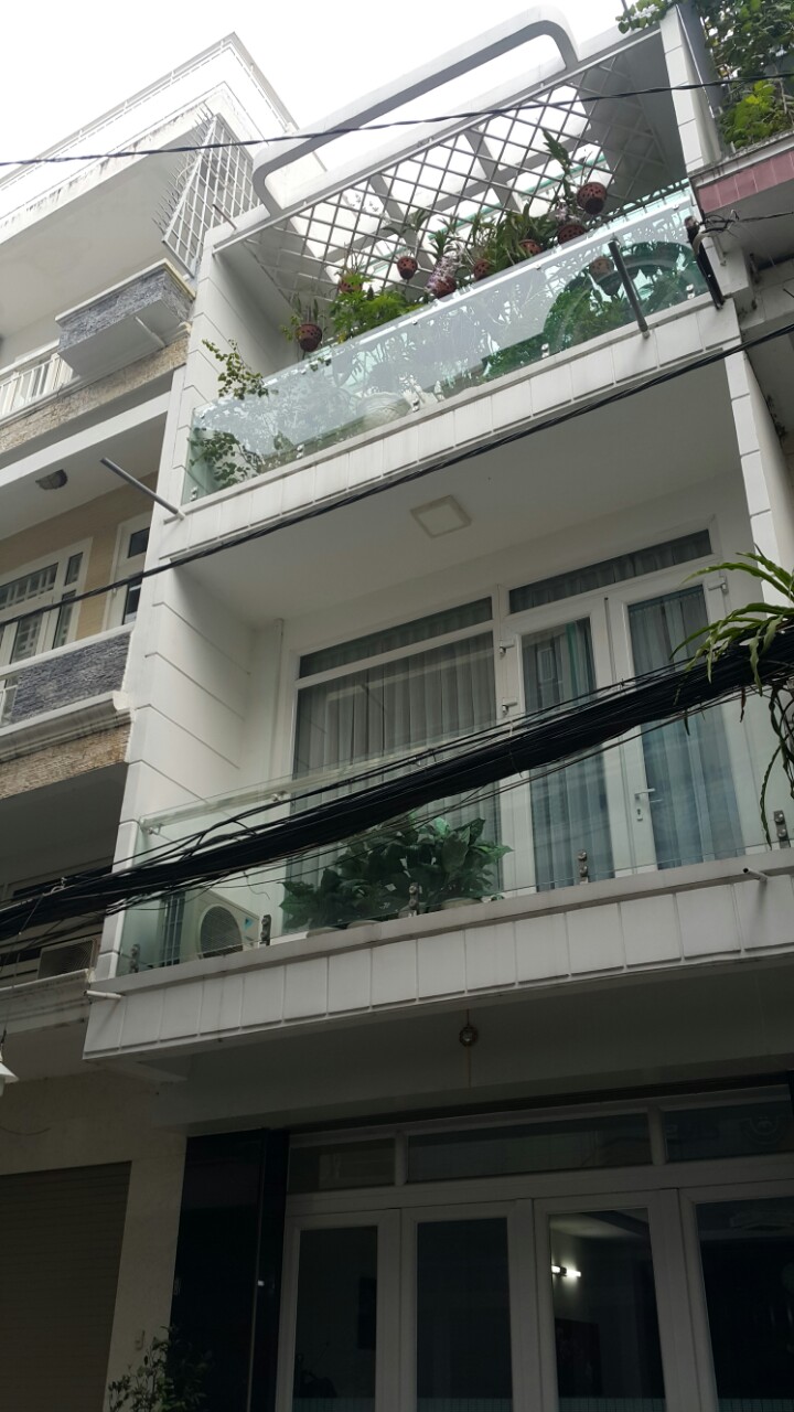 Cần bán gấp nhà 2 mặt hẻm 6m đường Nguyễn Cảnh Chân, Quận 1.
