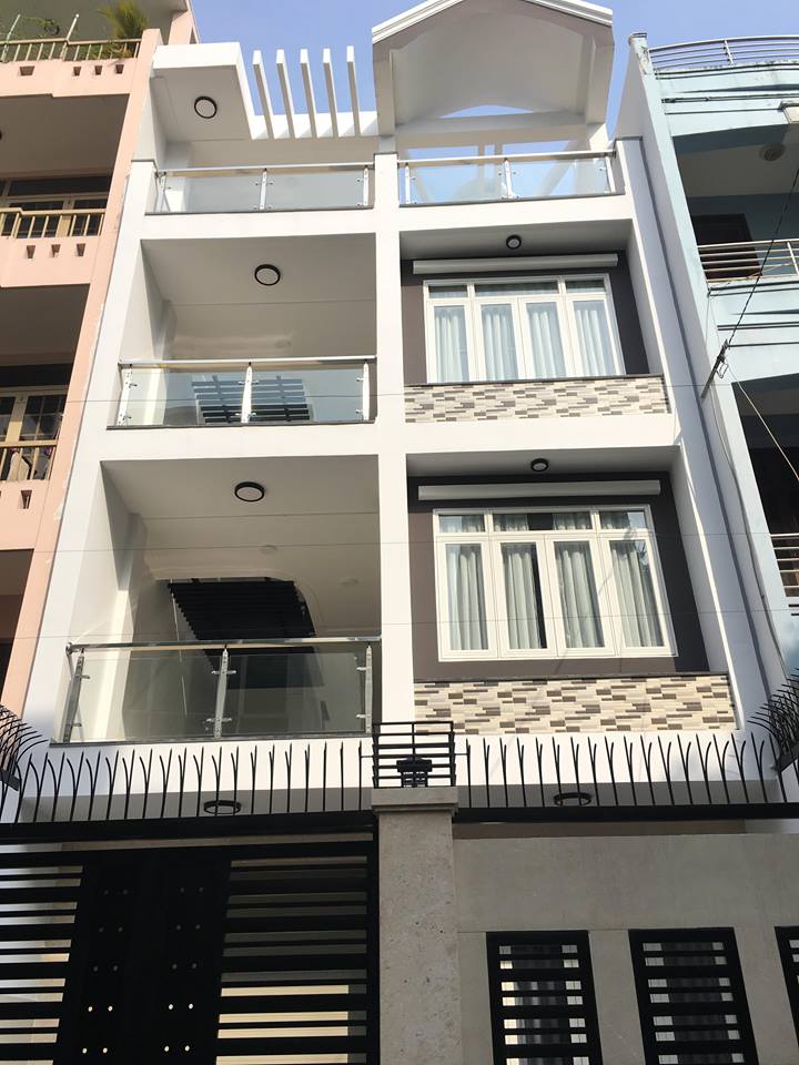 Bán nhà đường Nguyễn Tri Phương, 2 lầu ST, HXH 7m giá 8.9 tỷ, cho thuê 20tr.