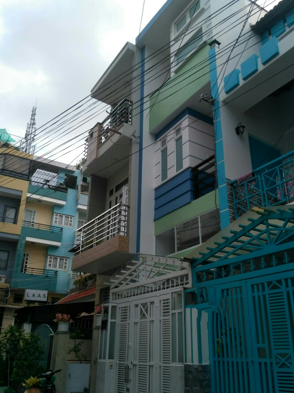 Cần tiền định cư bán gấp HXH Trần Hưng Đạo