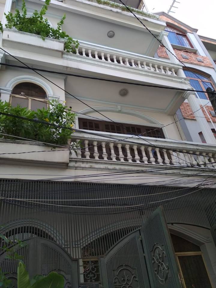 Bán nhà riêng đẹp giá tốt tại đường Cao Thắng, quận Phú Nhuận