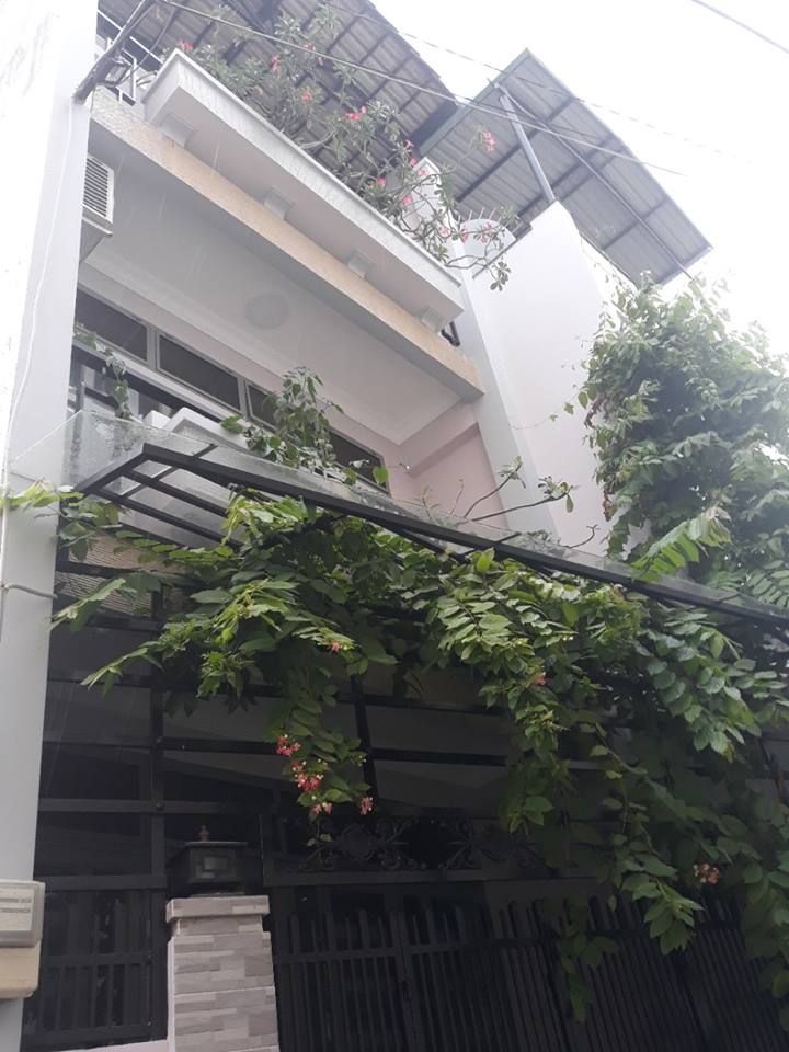 Bán nhà hẻm 251  thông thoáng Lê Quang Định, P.7, chỉ 52tr/m2