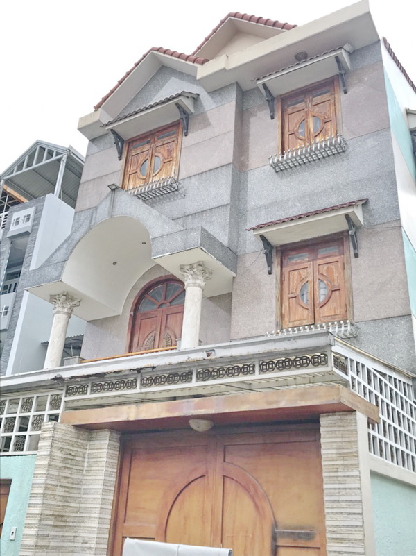 Bán nhà biệt thự mặt tiền  hẻm xe hơi 160 Nguyễn Văn Quỳ Phường Phú Thuận