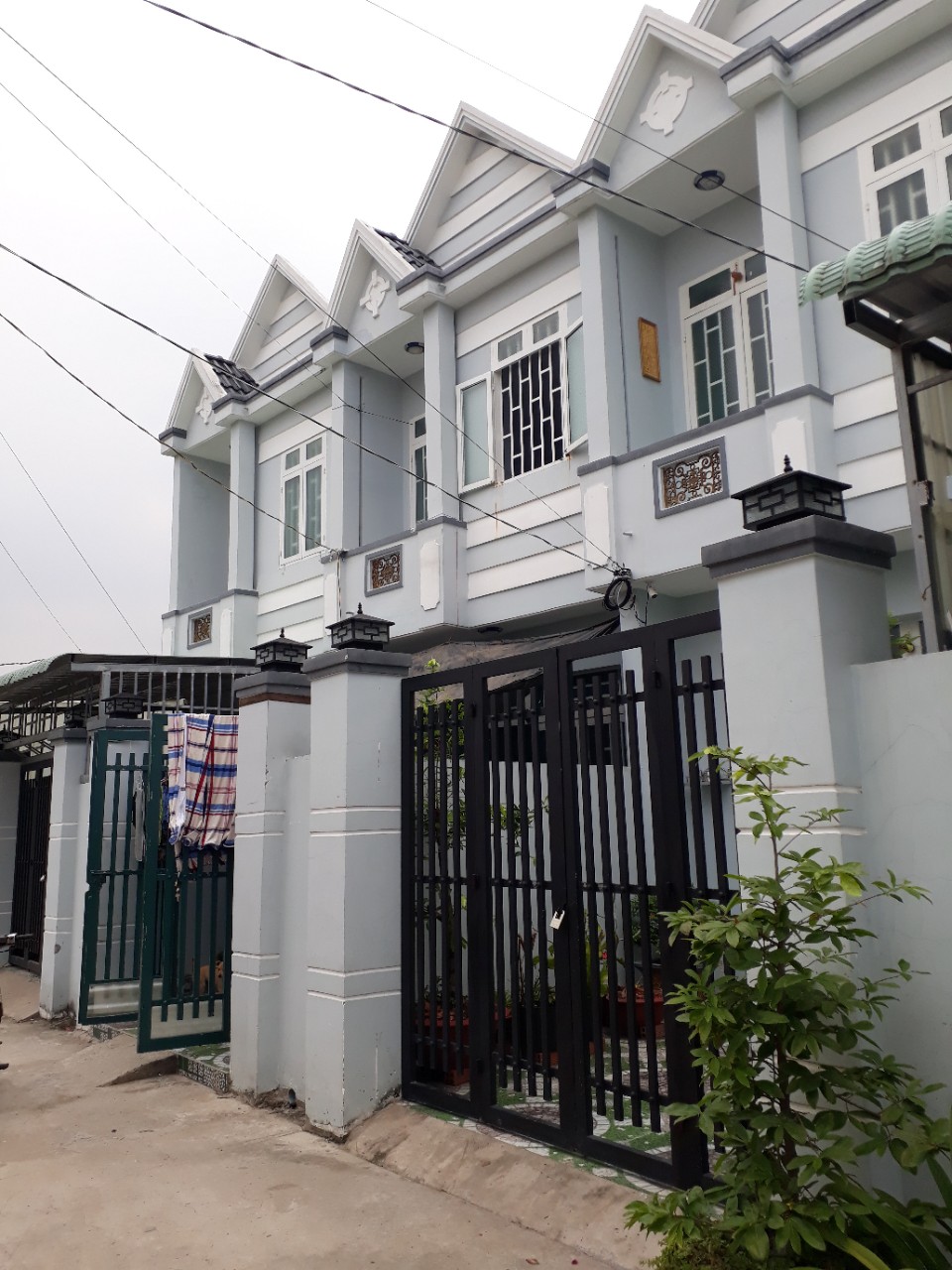 Cần bán gấp nhà 1 trệt lầu gần UBND xã Hưng Long, Hương Lộ 11