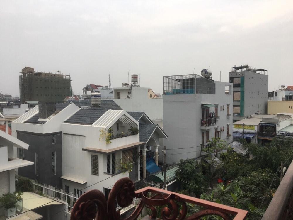 Bán biệt thự đường Nguyễn Văn Qùy, Phú Thuận, Quận 7.