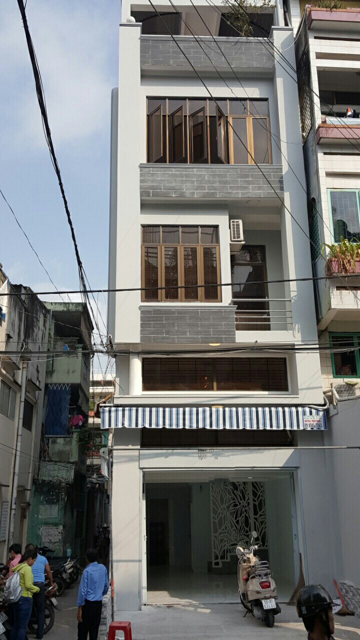 Nhà bán mặt tiền đường Phan Văn Trị Phường 2 Quận 5 giá hot 12,2 tỷ