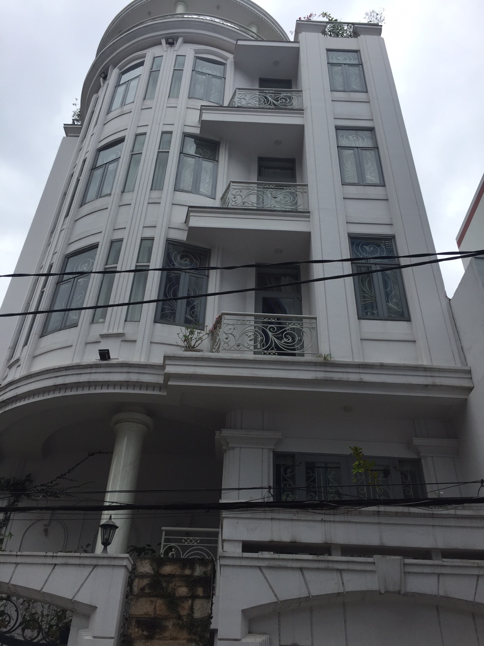 Bán nhà góc 2MT Trần Nhật Duật, Trần Khánh Dư, P.Tân Định, Q1. DT: 5x16m, 4 tầng, giá 19 tỷ - 0914468593