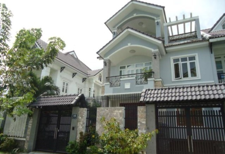 Bán nhà biệt thự đường Lê Văn Huân, DT 7x30m, 3 lầu, giá 22.5 tỷ